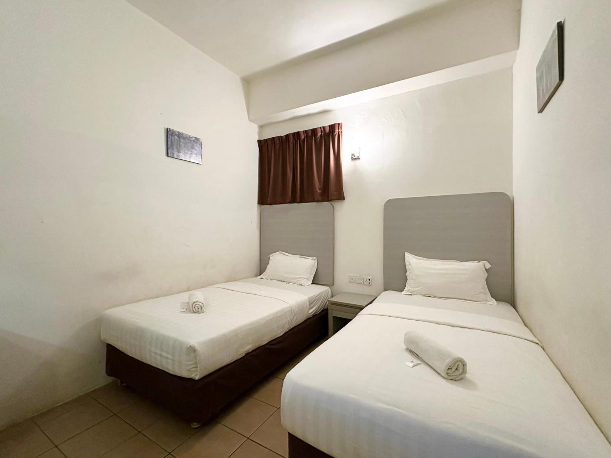 Park Hotel Kota Kinabalu Exterior foto